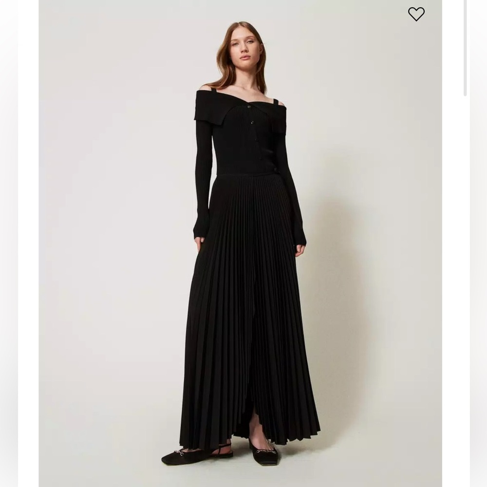 Twin-Set Pleated crêpe de Chine long skirt